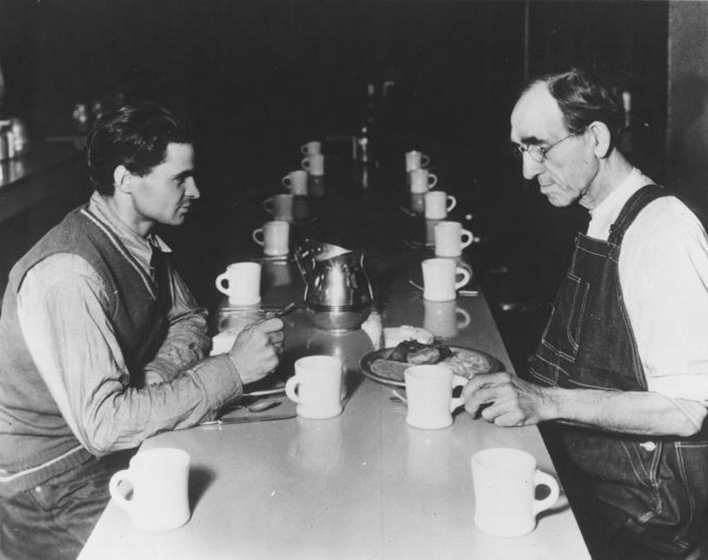 Patrons at the Helping Hand Institute, 1930s.