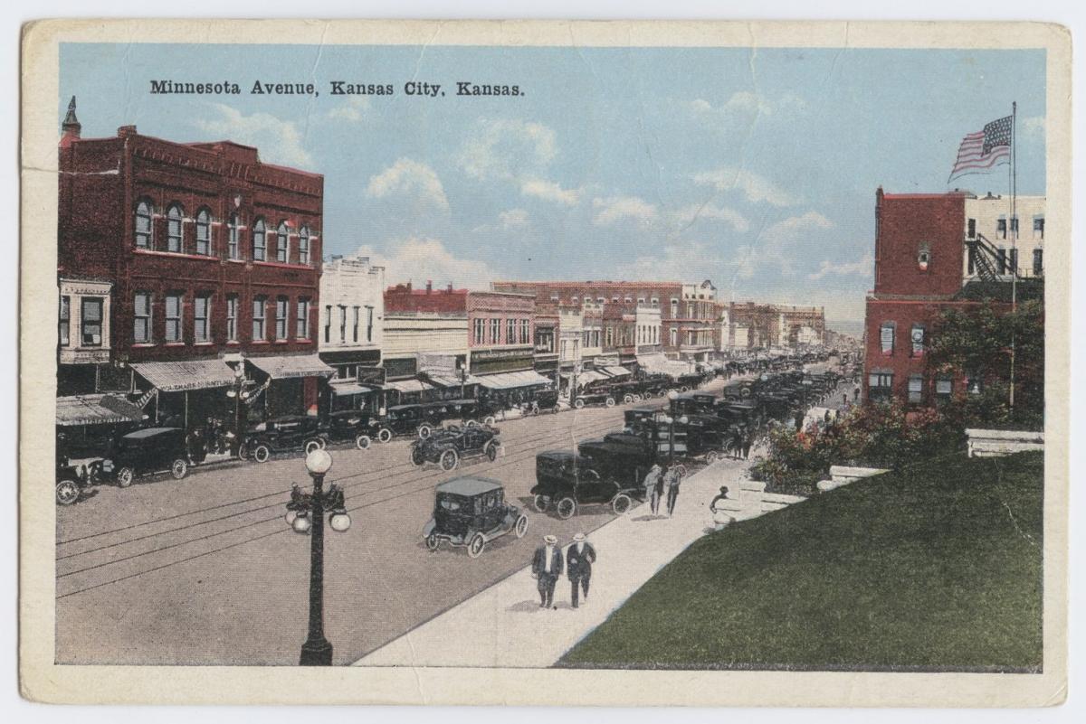 Postcard of Minnesota venue in downtown Kansas City, Kansas